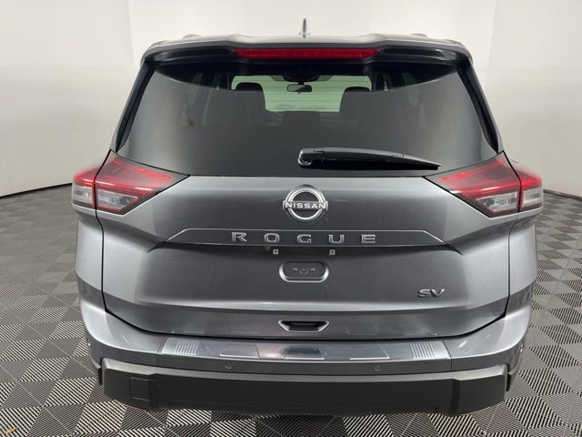 Used 2025 Nissan Rogue SV w/ SV Premium Package FWD image 10