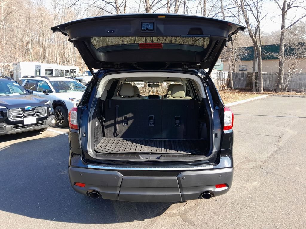 Used 2022 Subaru Ascent Limited image 35