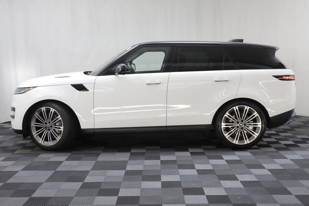 Certified 2025 Land Rover Range Rover Sport SE AWD/4WD image 4