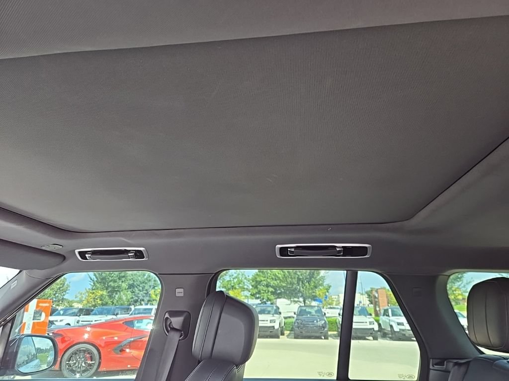 Used 2023 Land Rover Range Rover SE AWD/4WD image 15