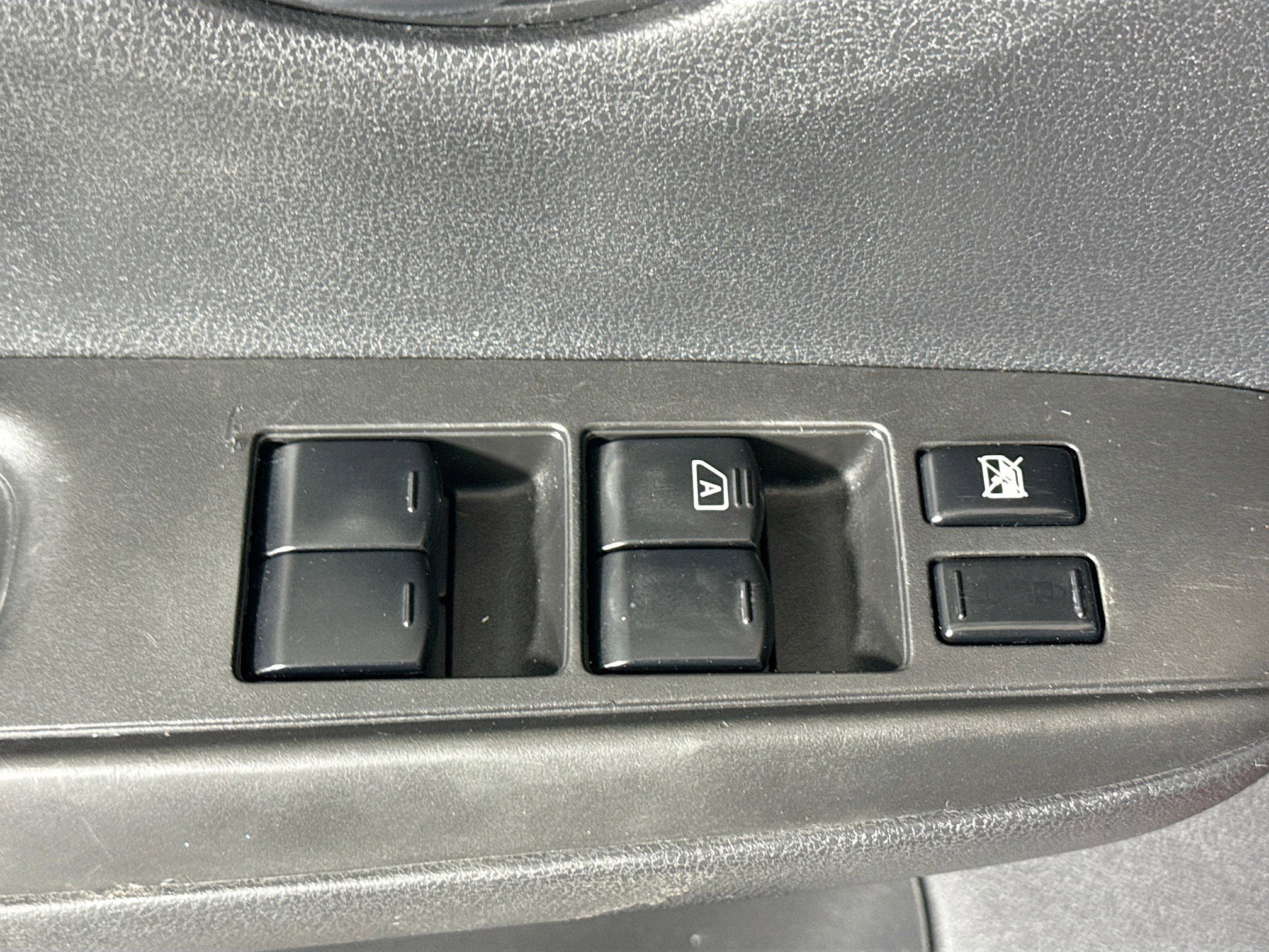 Used 2019 Nissan Versa Note SV image 23