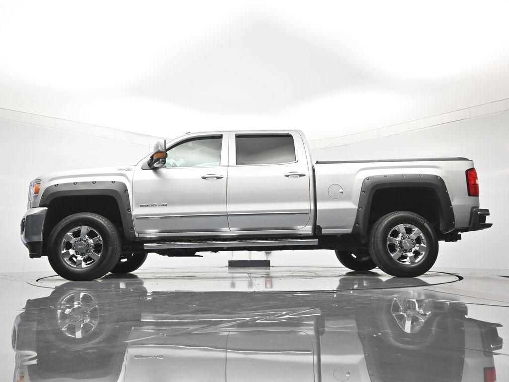 Used 2017 GMC Sierra 2500 SLT w/ Driver Alert Package AWD/4WD image 43