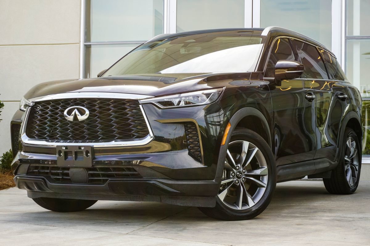 Used 2023 INFINITI QX60 Luxe w/ Cargo Package image 1