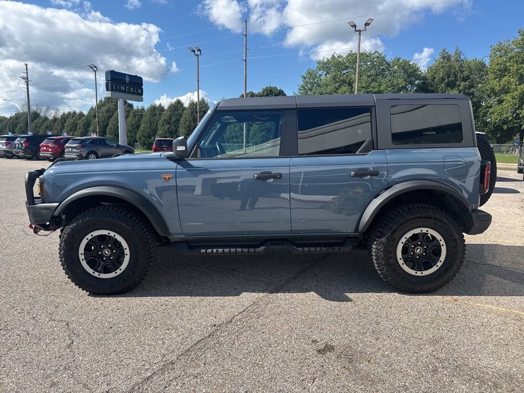 Used 2024 Ford Bronco Badlands image 4