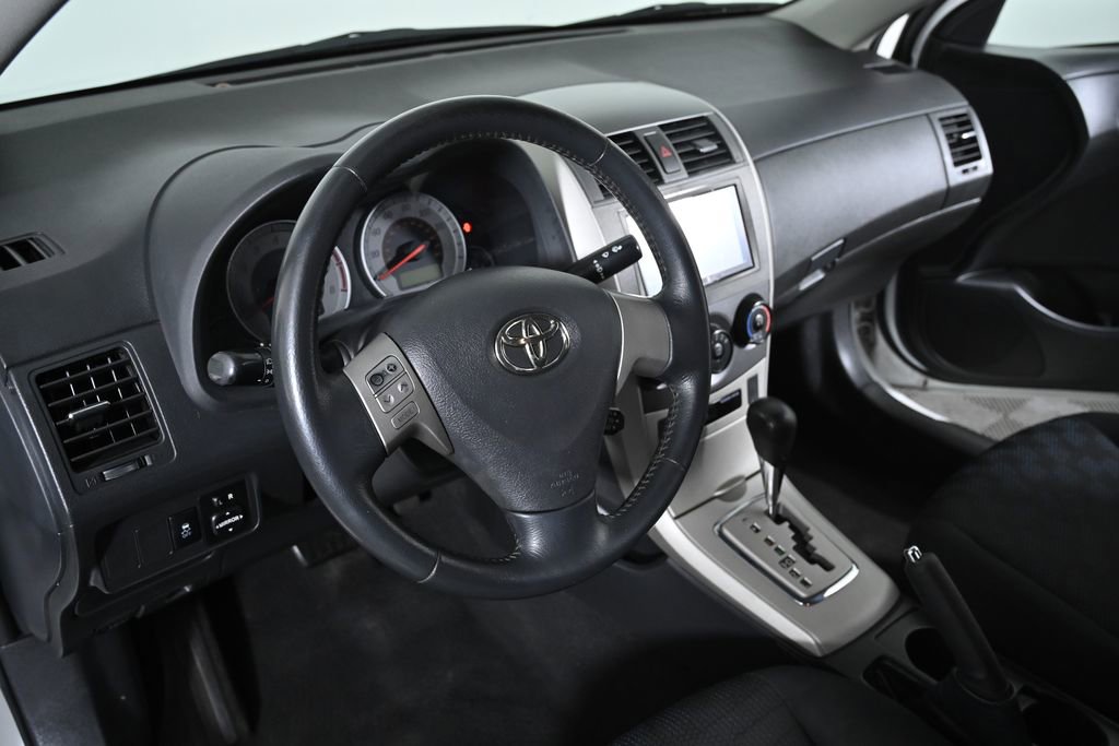 Used 2010 Toyota Corolla S image 10