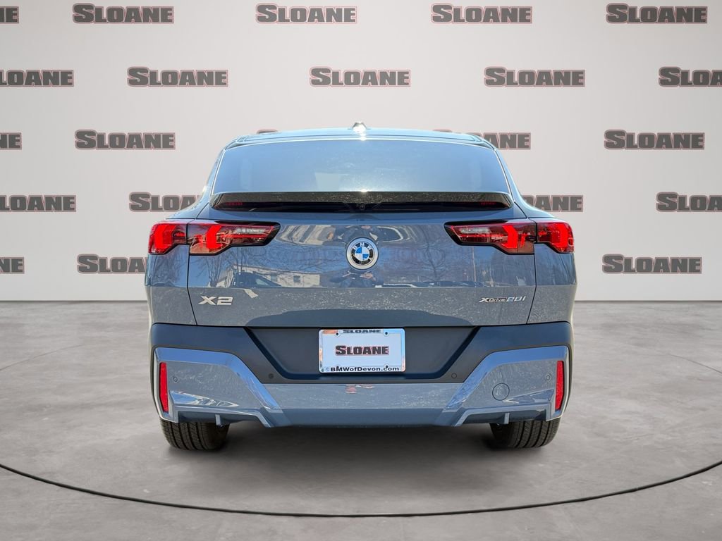 Certified 2025 BMW X2 xDrive28i image 4