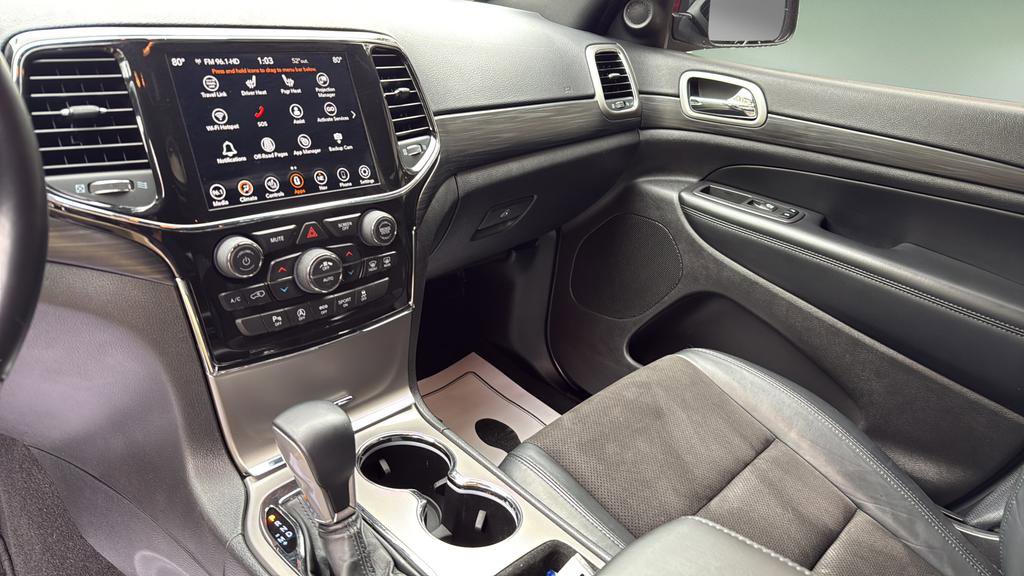 Used 2021 Jeep Grand Cherokee Laredo X AWD/4WD image 24