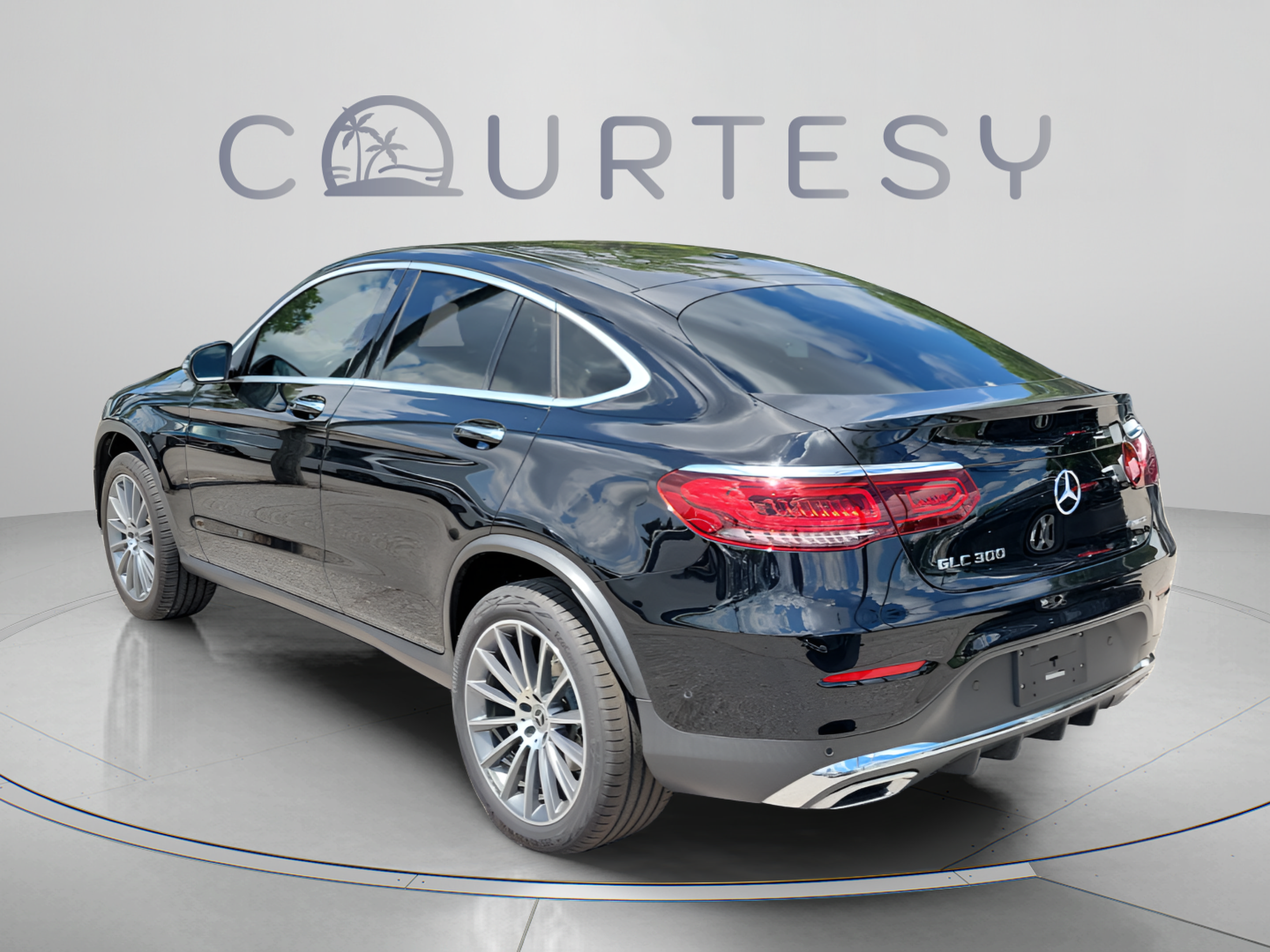 Certified 2021 Mercedes-Benz GLC 300 4MATIC Coupe image 2