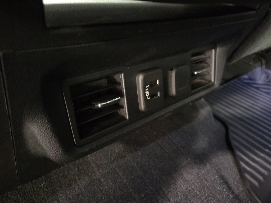 Used 2019 Chevrolet Silverado 1500 RST AWD/4WD image 33