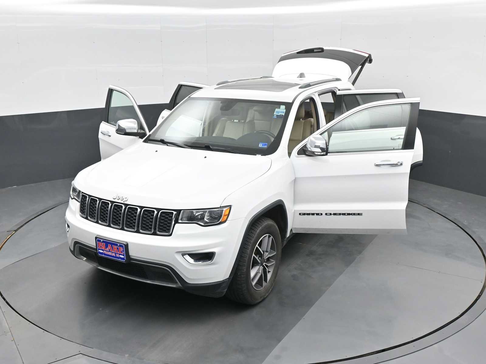 Used 2021 Jeep Grand Cherokee Limited w/ Luxury Group II AWD/4WD image 30