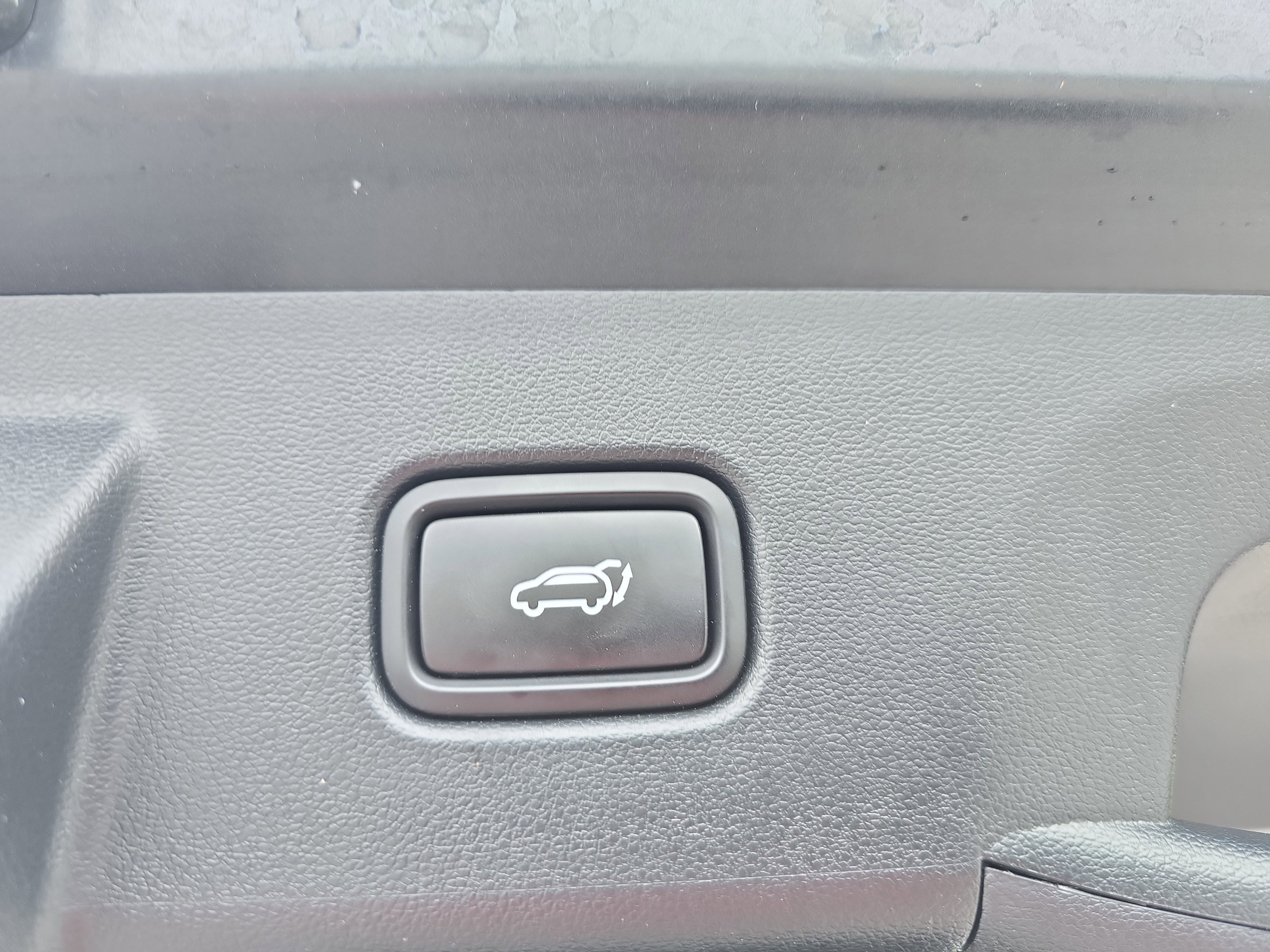 Used 2024 Hyundai Tucson Limited FWD image 13