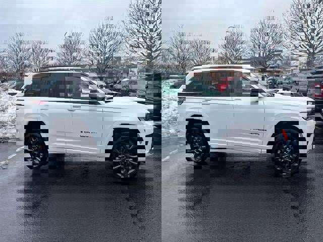 New 2026 Jeep Grand Cherokee Limited image 2