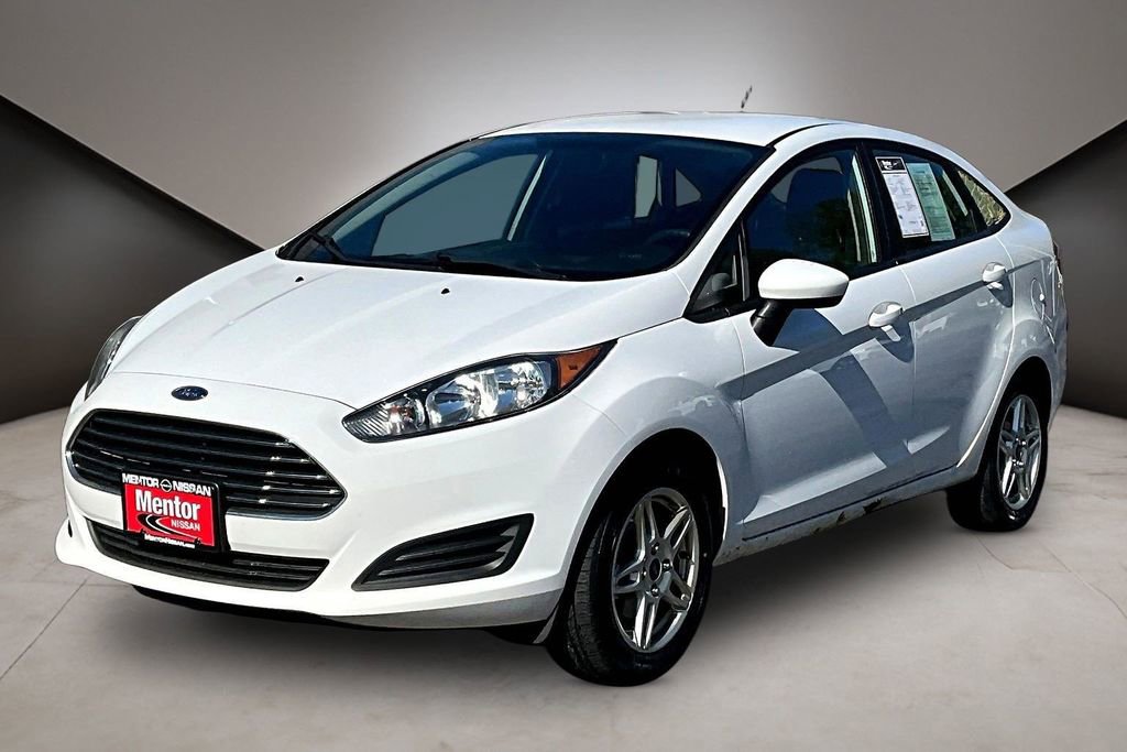 Used 2017 Ford Fiesta SE FWD image 3