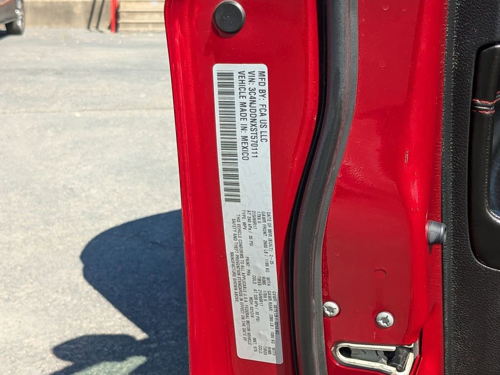 Used 2025 Jeep Compass Trailhawk image 30