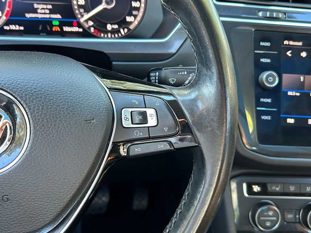 Used 2018 Volkswagen Tiguan SEL Premium image 50