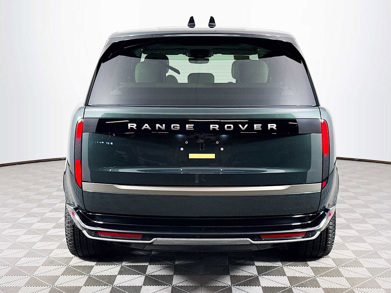 New 2026 Land Rover Range Rover SE image 6