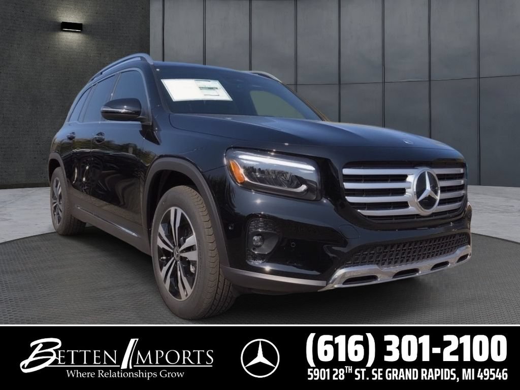 New 2026 Mercedes-Benz GLB 250 4MATIC image 1