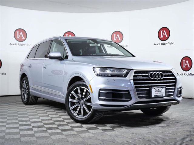 Used 2017 Audi Q7 3.0T Prestige w/ Prestige Package image 1