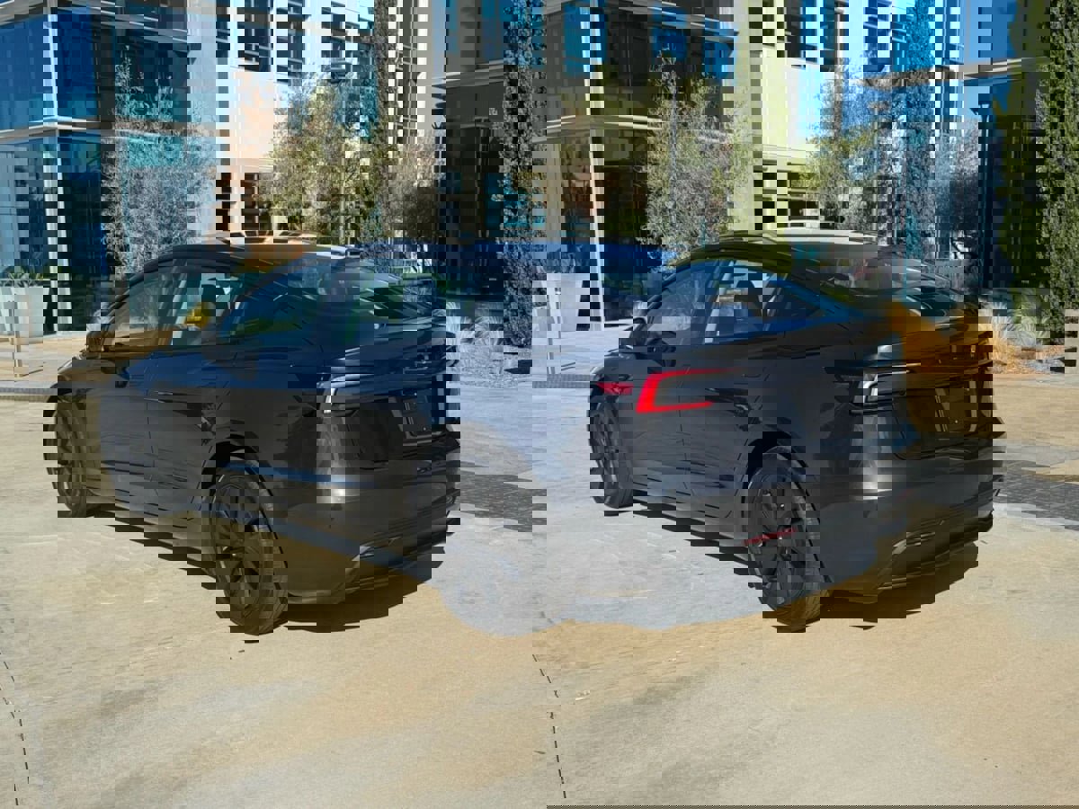 Used 2024 Tesla Model 3 Standard Range image 7