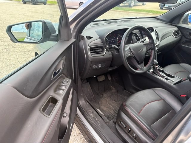 Used 2024 Chevrolet Equinox RS w/ RS Leather Package FWD image 8