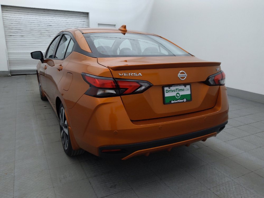 Used 2021 Nissan Versa SR FWD image 5