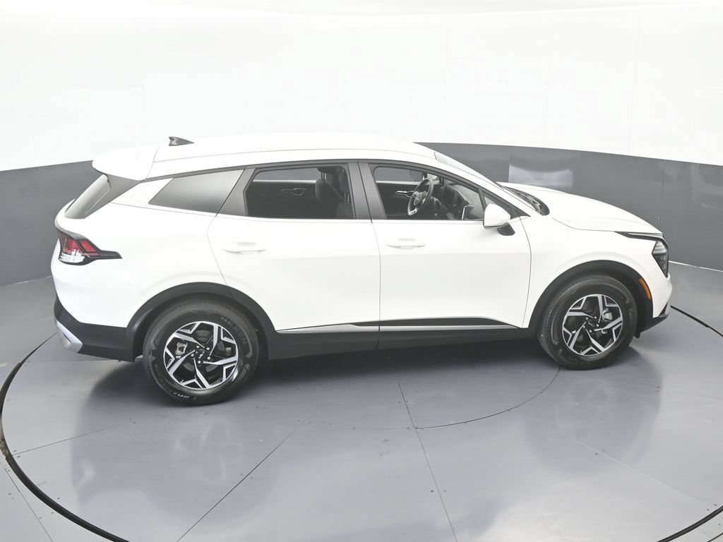 Used 2025 Kia Sportage LX FWD image 46