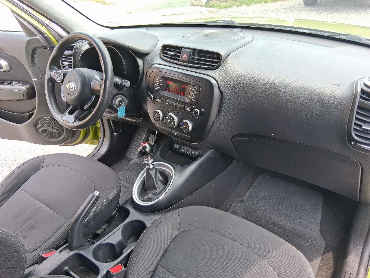 Used 2014 Kia Soul FWD image 19