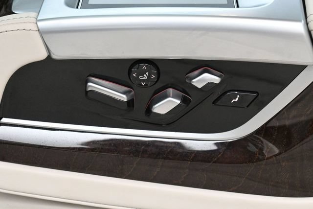 Used 2022 BMW 750i xDrive w/ Luxury Rear Seating Package AWD/4WD image 35