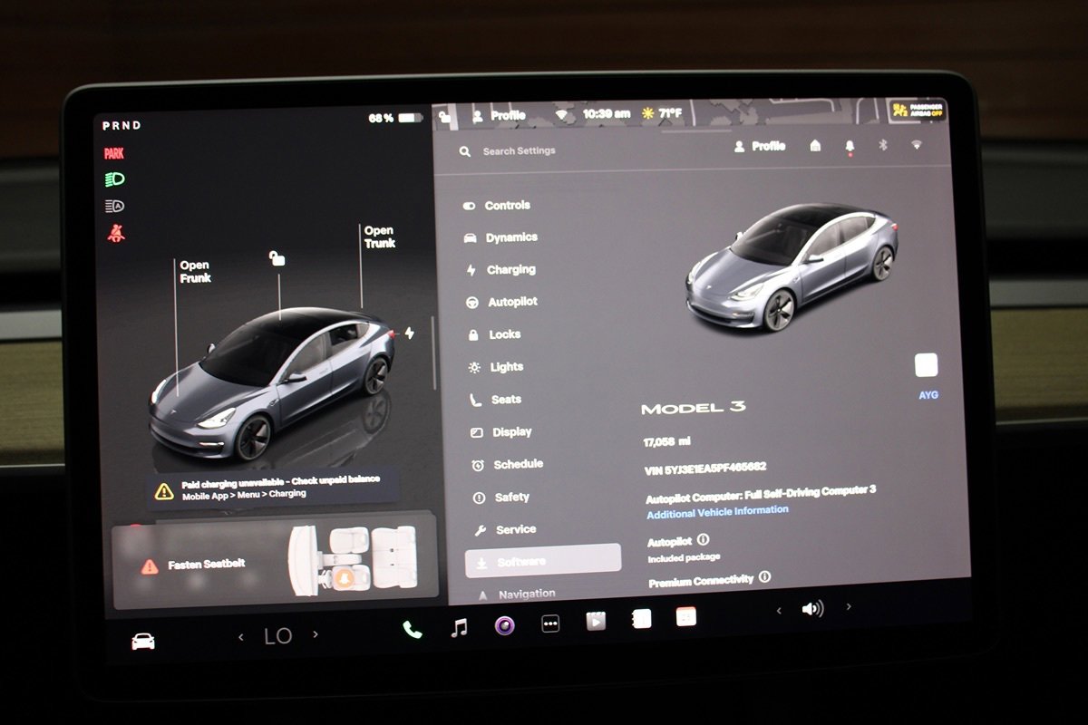 Used 2023 Tesla Model 3 Standard Range RWD image 28