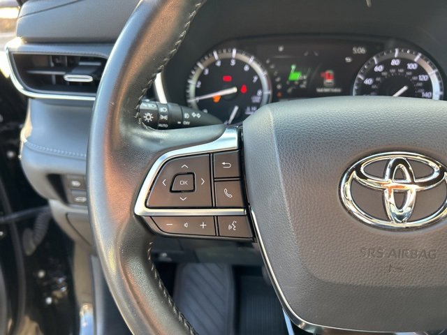 Used 2021 Toyota Highlander XSE image 21
