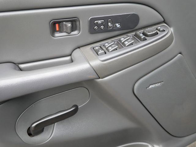 Used 2005 Chevrolet Silverado 2500 LT w/ Heavy-Duty Power Package image 14