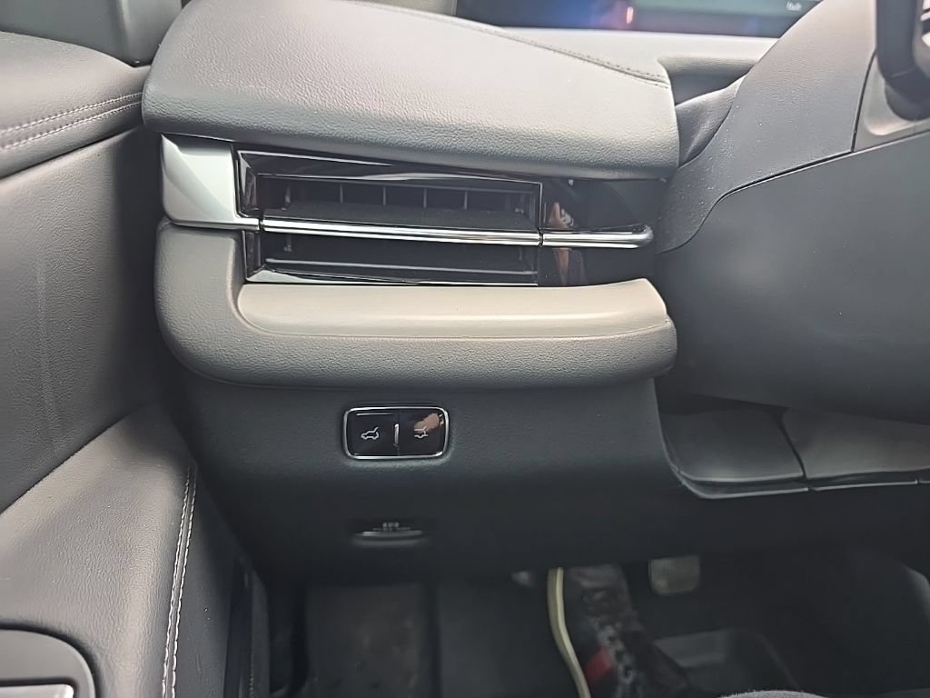 Used 2025 Lincoln Navigator L Reserve w/ Jet Appearance Package AWD/4WD image 29