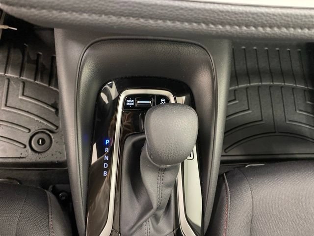 Used 2025 Toyota Corolla SE w/ SE Premium Package FWD image 21