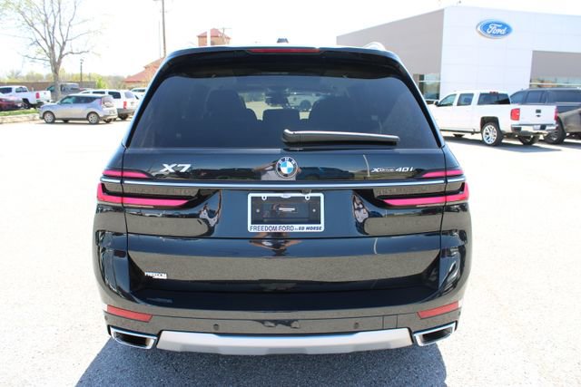 Used 2023 BMW X7 xDrive40i w/ Premium Package image 6