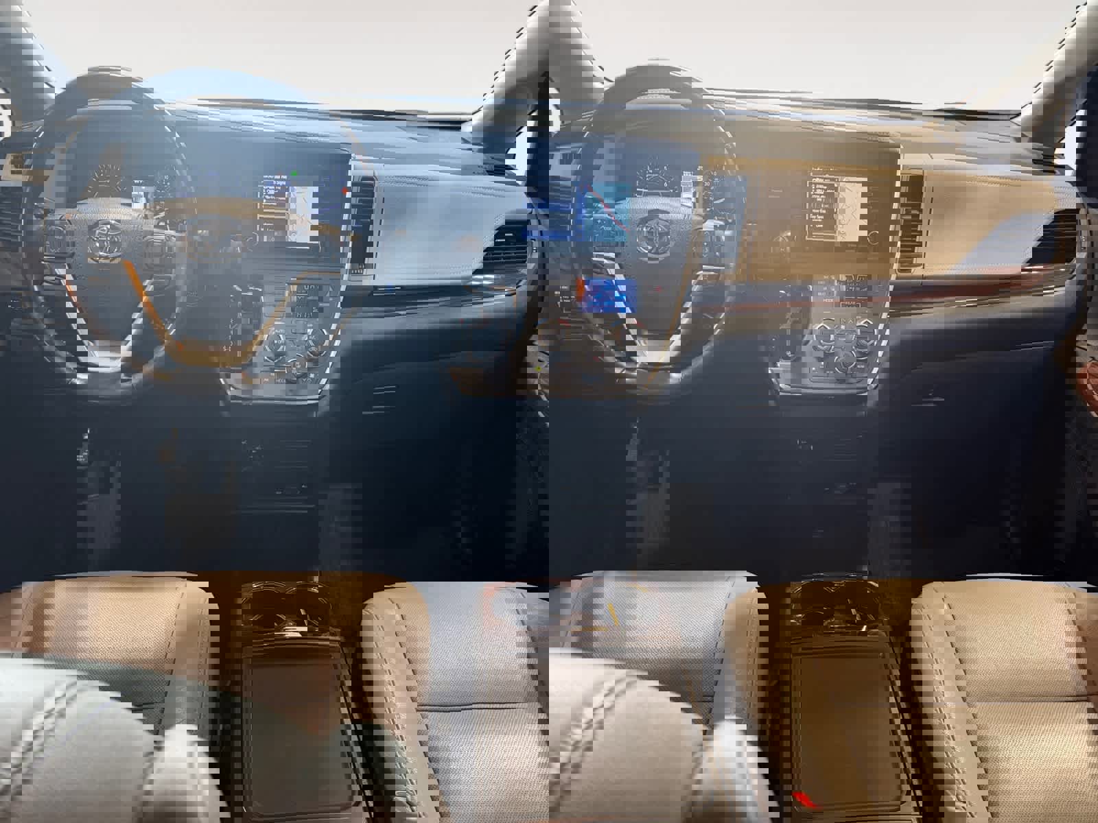 Used 2018 Toyota Sienna Limited Premium image 11