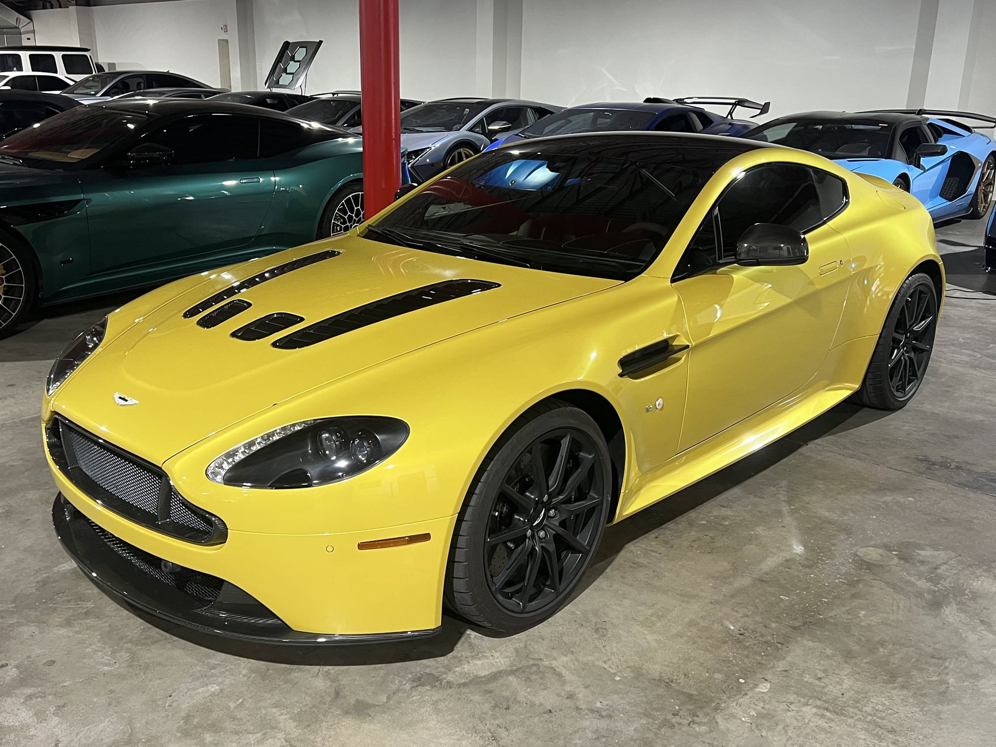 Used 2015 Aston Martin V12 Vantage S