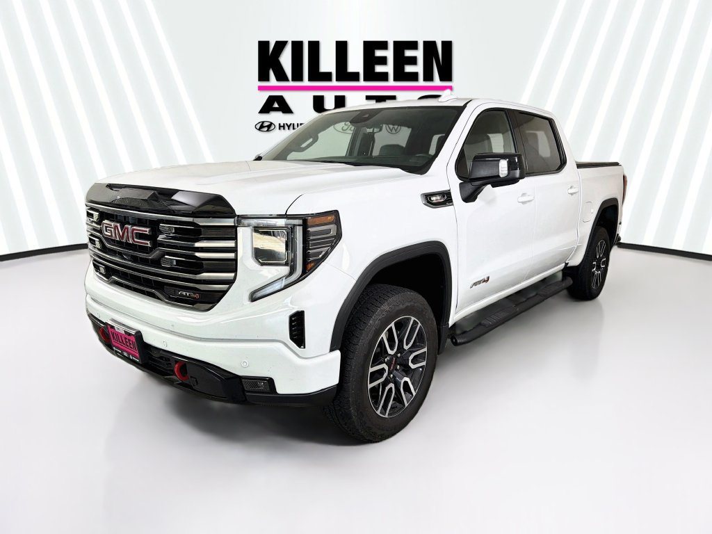 Used 2025 GMC Sierra 1500 AT4 w/ Technology Package AWD/4WD image 3