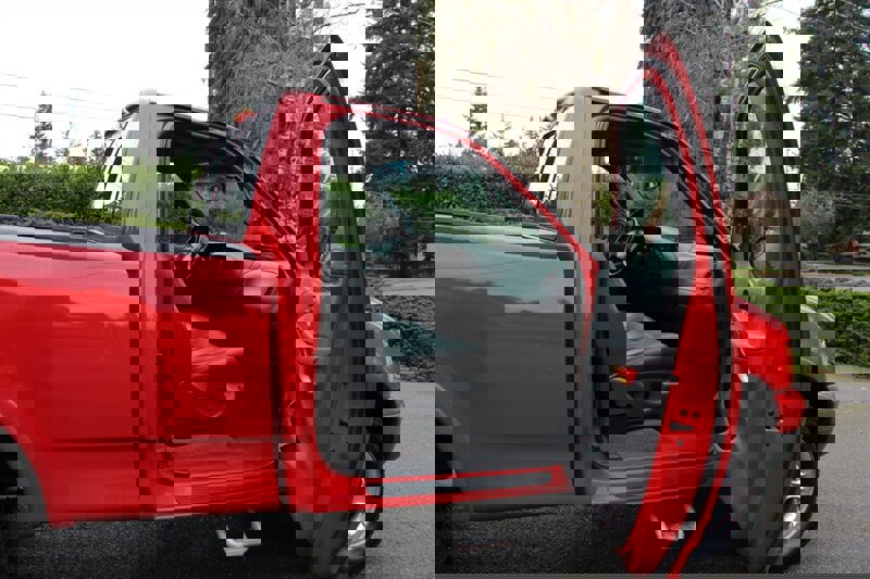 Used 2001 Ford F150 XLT image 5