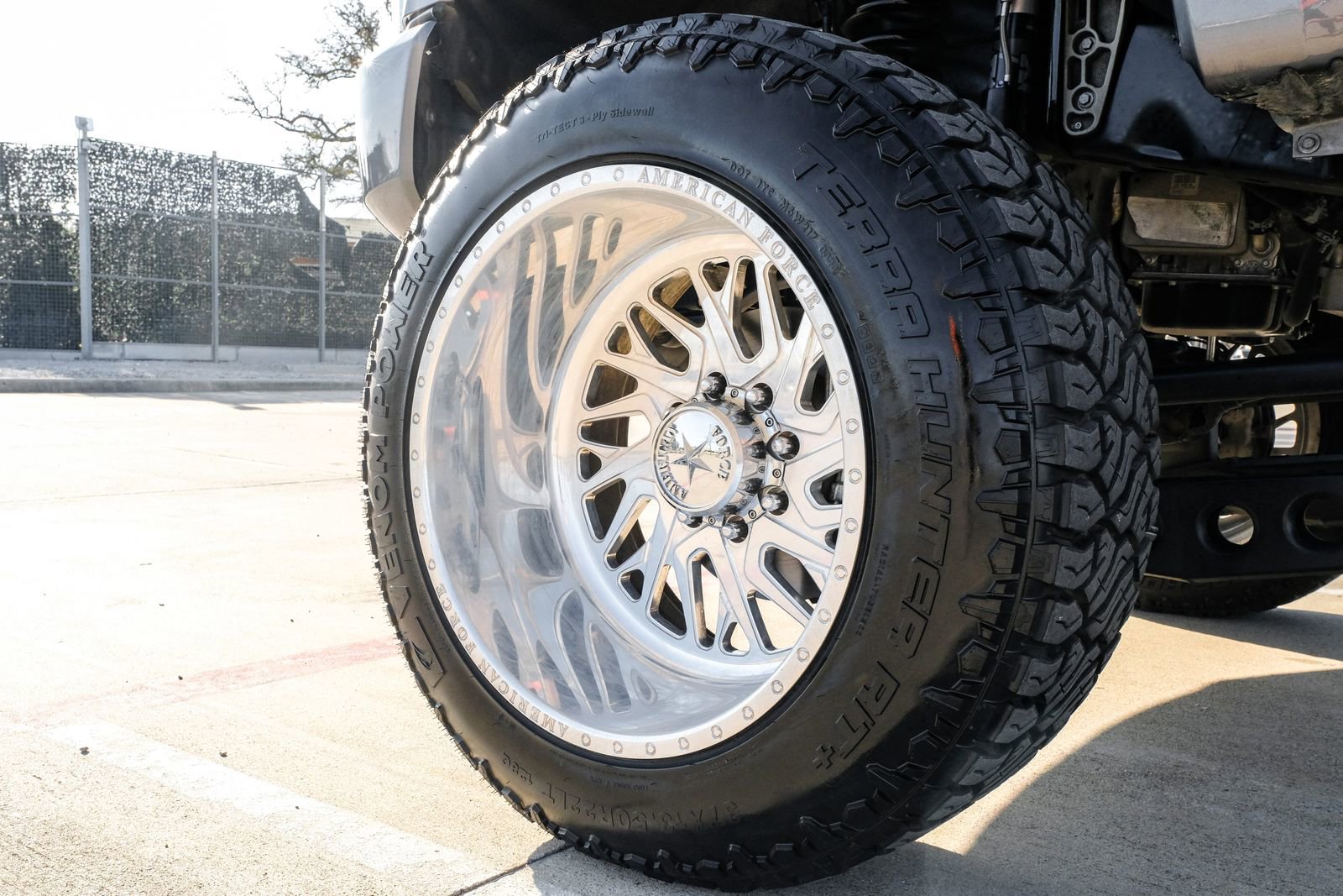 Used 2022 Ford F250 Platinum w/ FX4 Off-Road Package AWD/4WD image 63