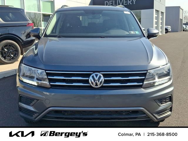Used 2020 Volkswagen Tiguan SEL image 2