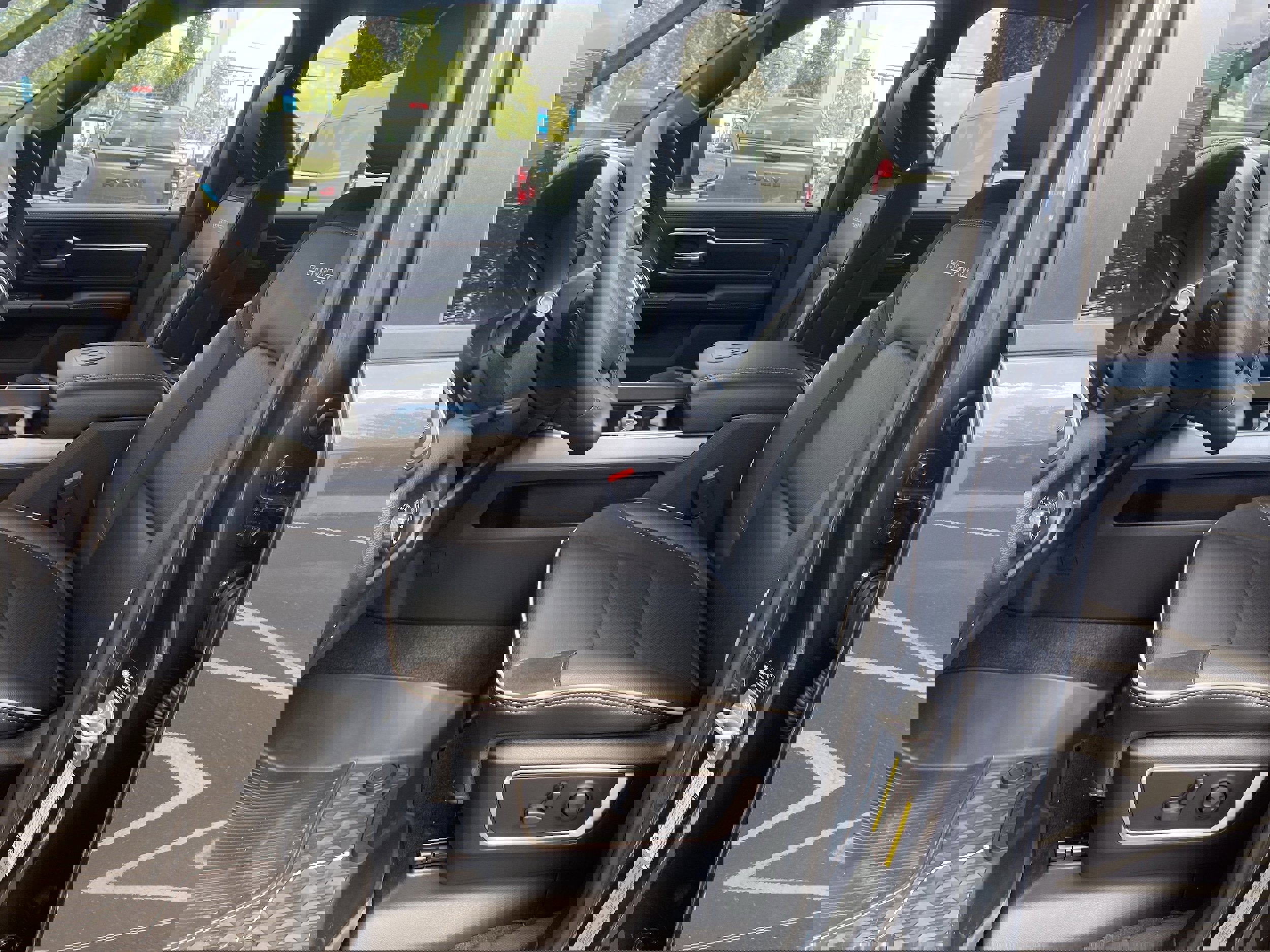 New 2026 RAM 1500 Laramie image 11