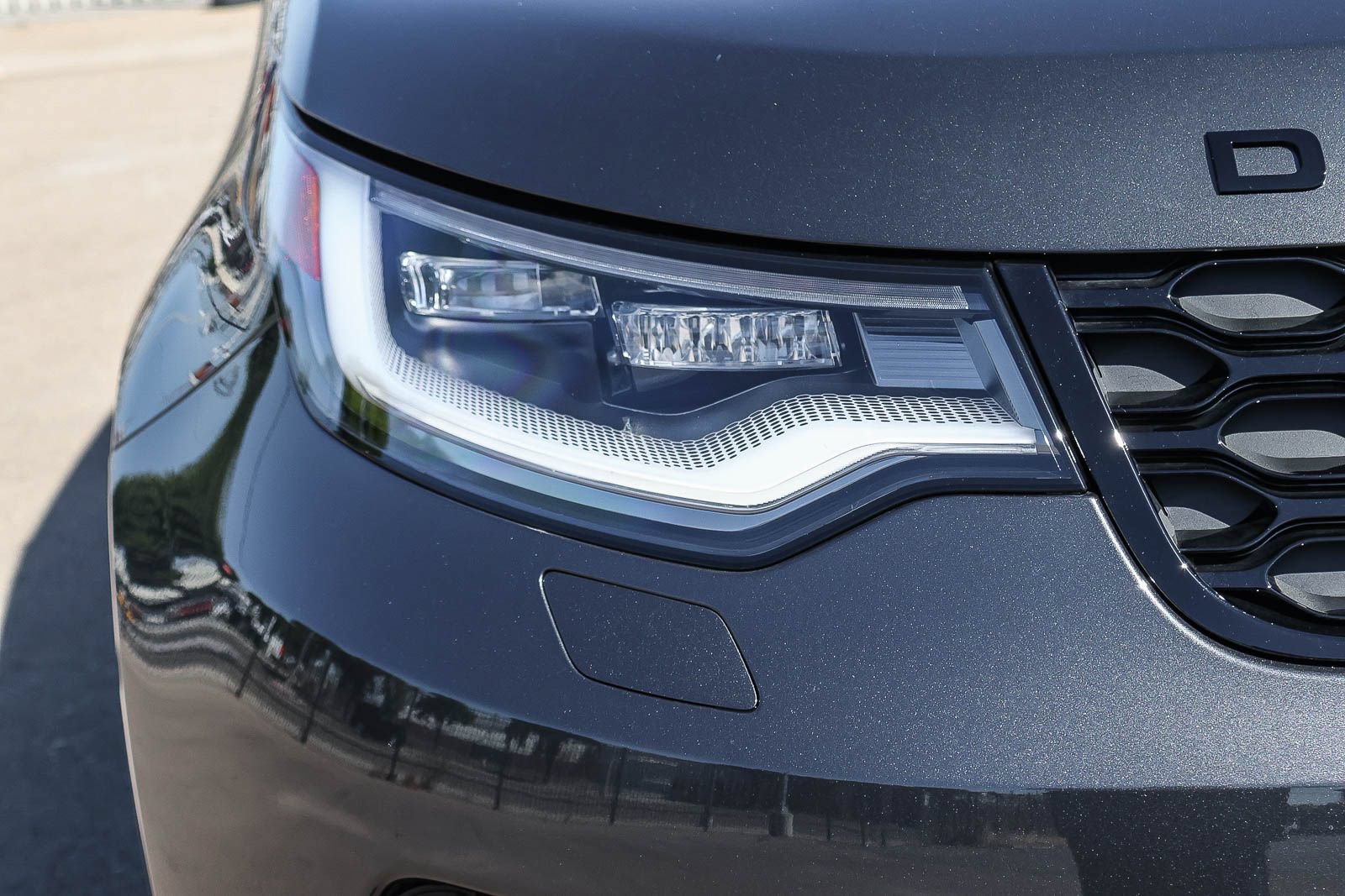 New 2026 Land Rover Discovery Dynamic SE AWD/4WD image 15