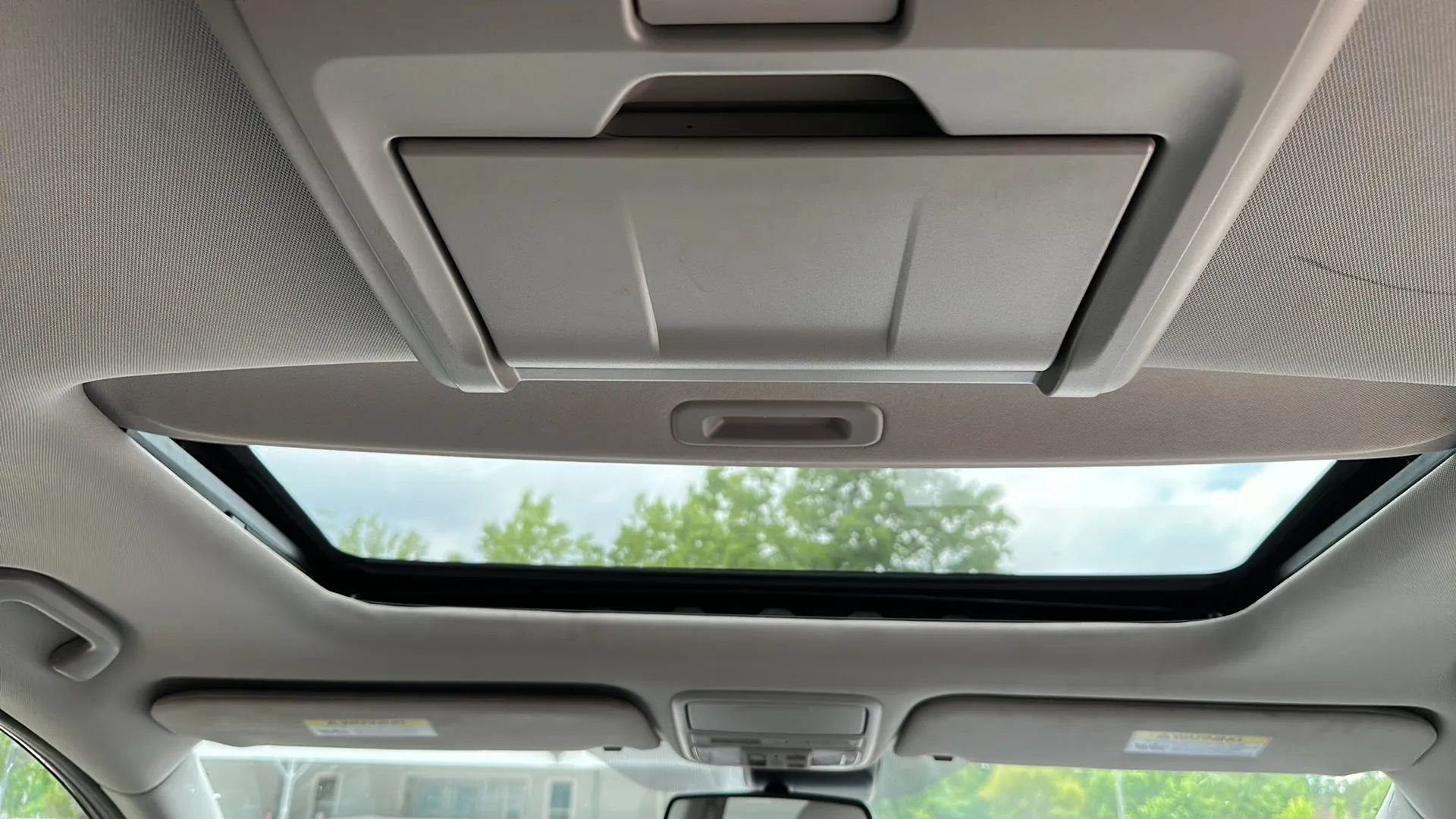 Used 2015 Honda Odyssey Touring image 31