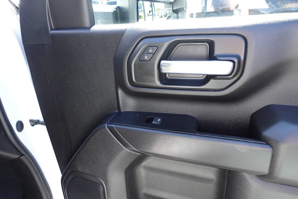 Used 2025 Chevrolet Silverado 2500 Custom w/ Custom Value Package AWD/4WD image 36