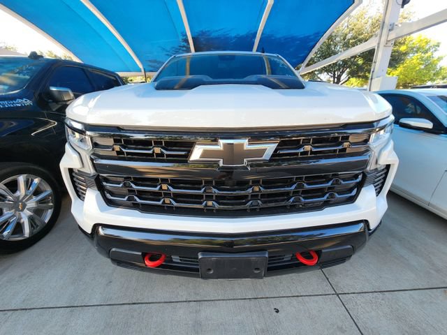 Used 2024 Chevrolet Silverado 1500 LT Trail Boss w/ Convenience Package II AWD/4WD image 2