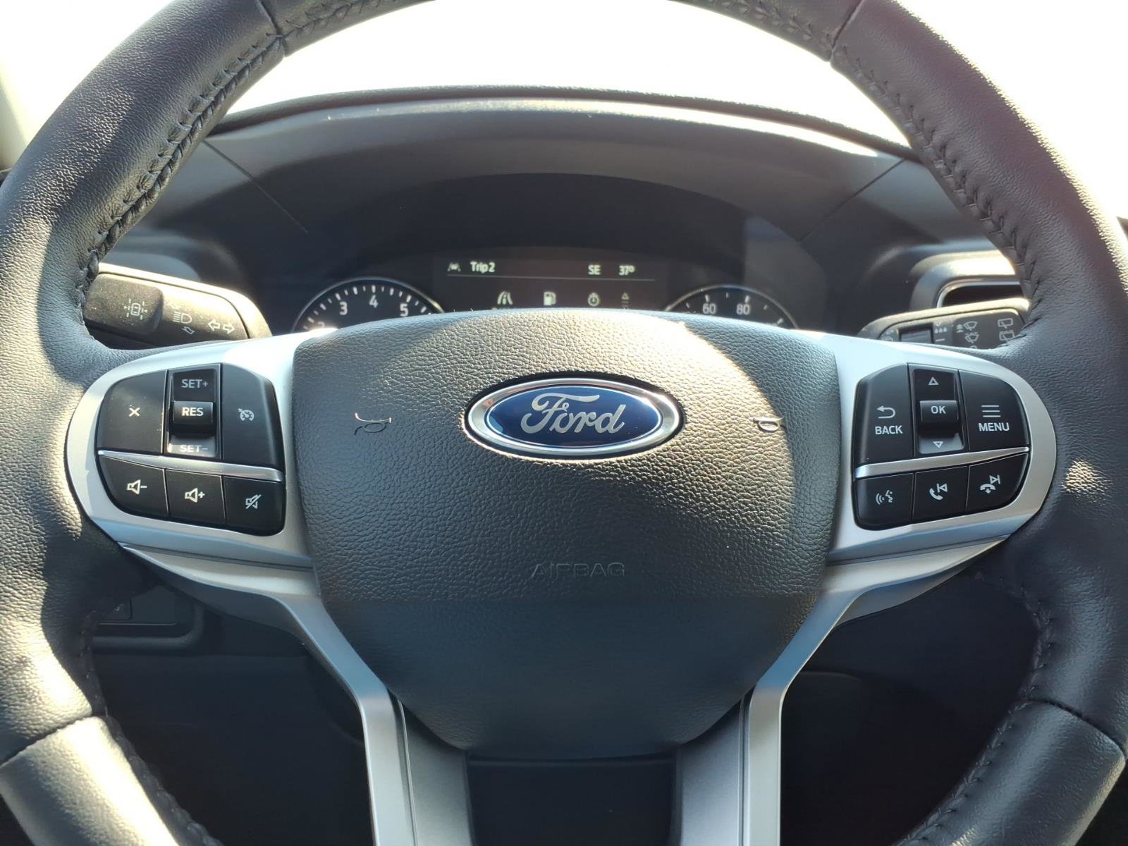 Certified 2024 Ford Explorer XLT w/ Equipment Group 202A AWD/4WD image 24