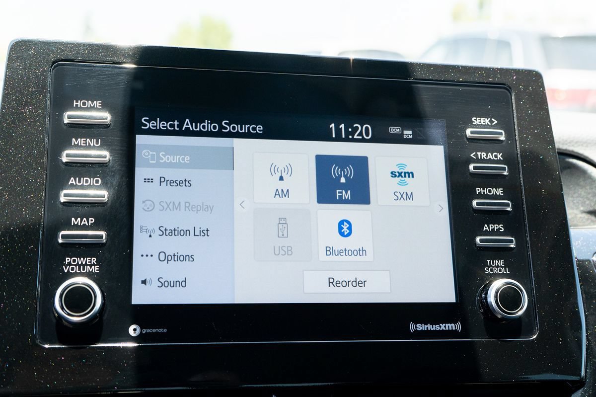 Used 2022 Toyota Camry SE w/ Convenience Package FWD image 27