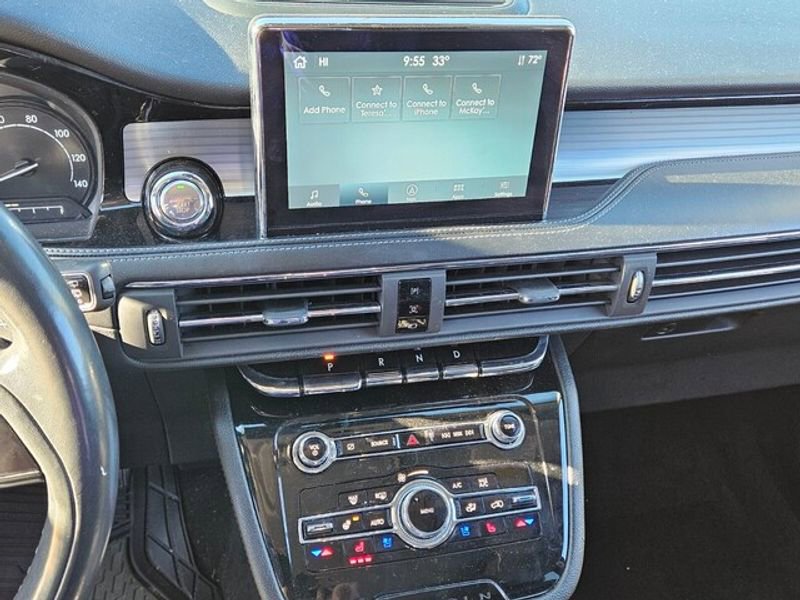 Used 2021 Lincoln Corsair AWD w/ Premium Package image 18