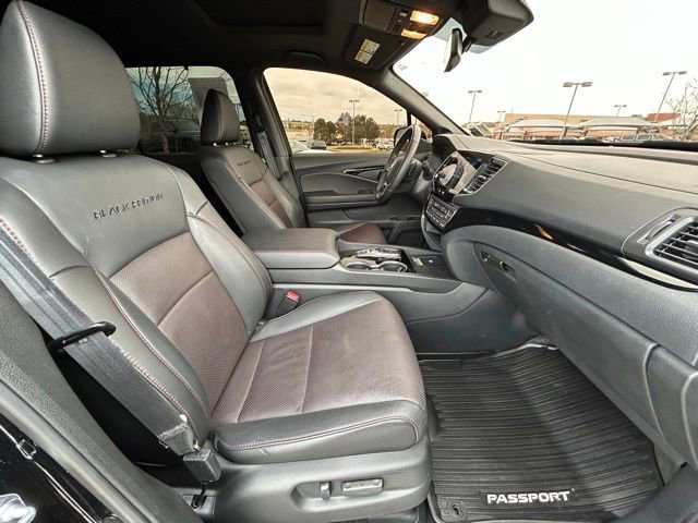 Used 2024 Honda Passport Black Edition image 36