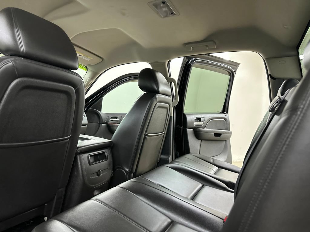 Used 2011 Chevrolet Silverado 1500 LTZ AWD/4WD image 32